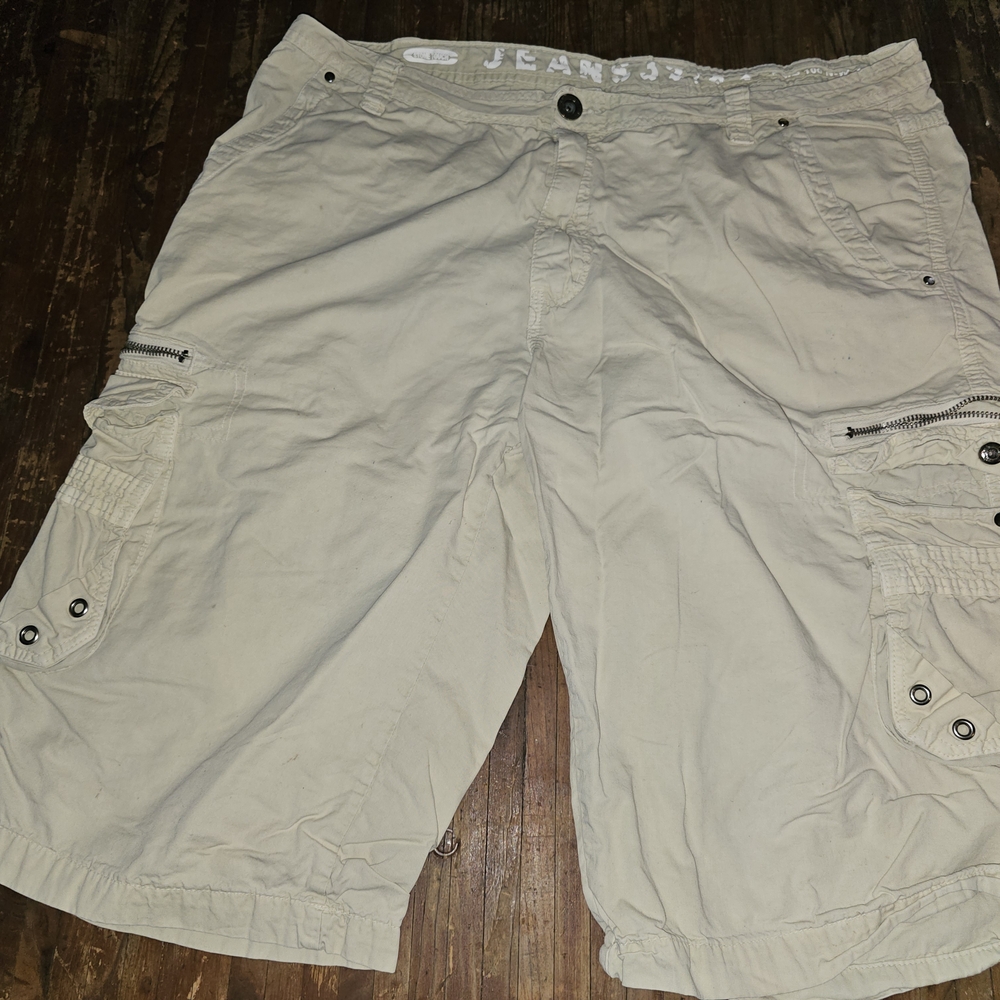 Men's Beige Cargo Shorts